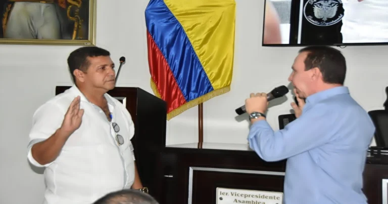 Manuel-Santana-García-Rodríguez-Secetario-general-Asamblea-editada