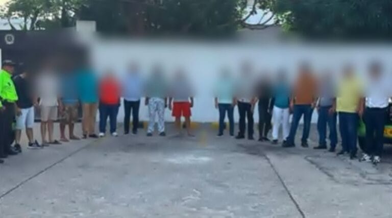 Roba Tierras 2 editado